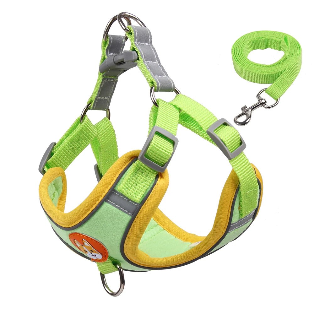 Green"Soft and lightweight harness and leash set for cats – escape-proof, comfortable, and adjustable."